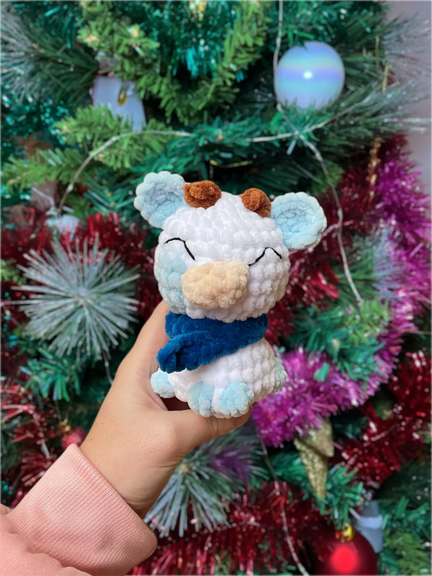 Vachette hiver - Peluche en crochet éco responsable | Lysorea